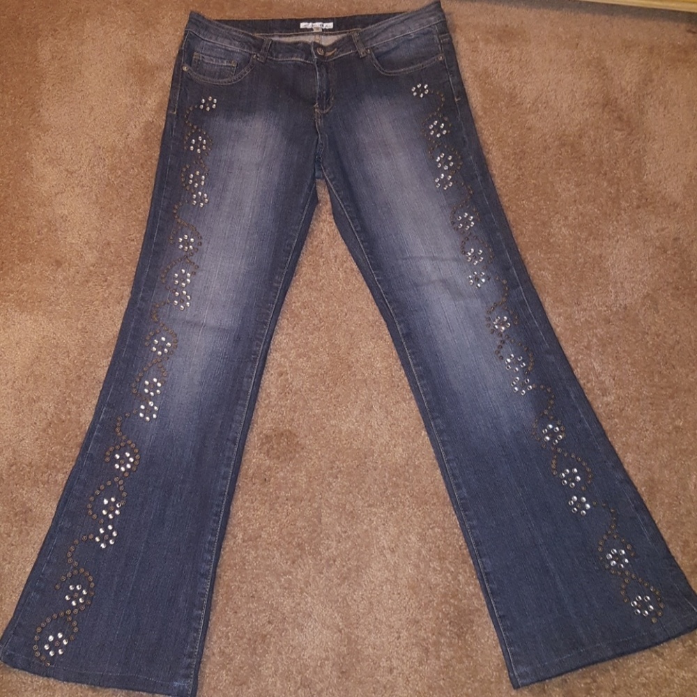 Rhinestone Jeans!!